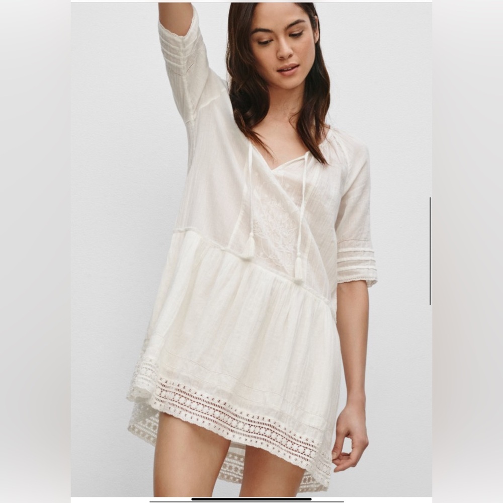 ARITZIA Azure Skies Off White  Cotton  Boho Tunic Dress
